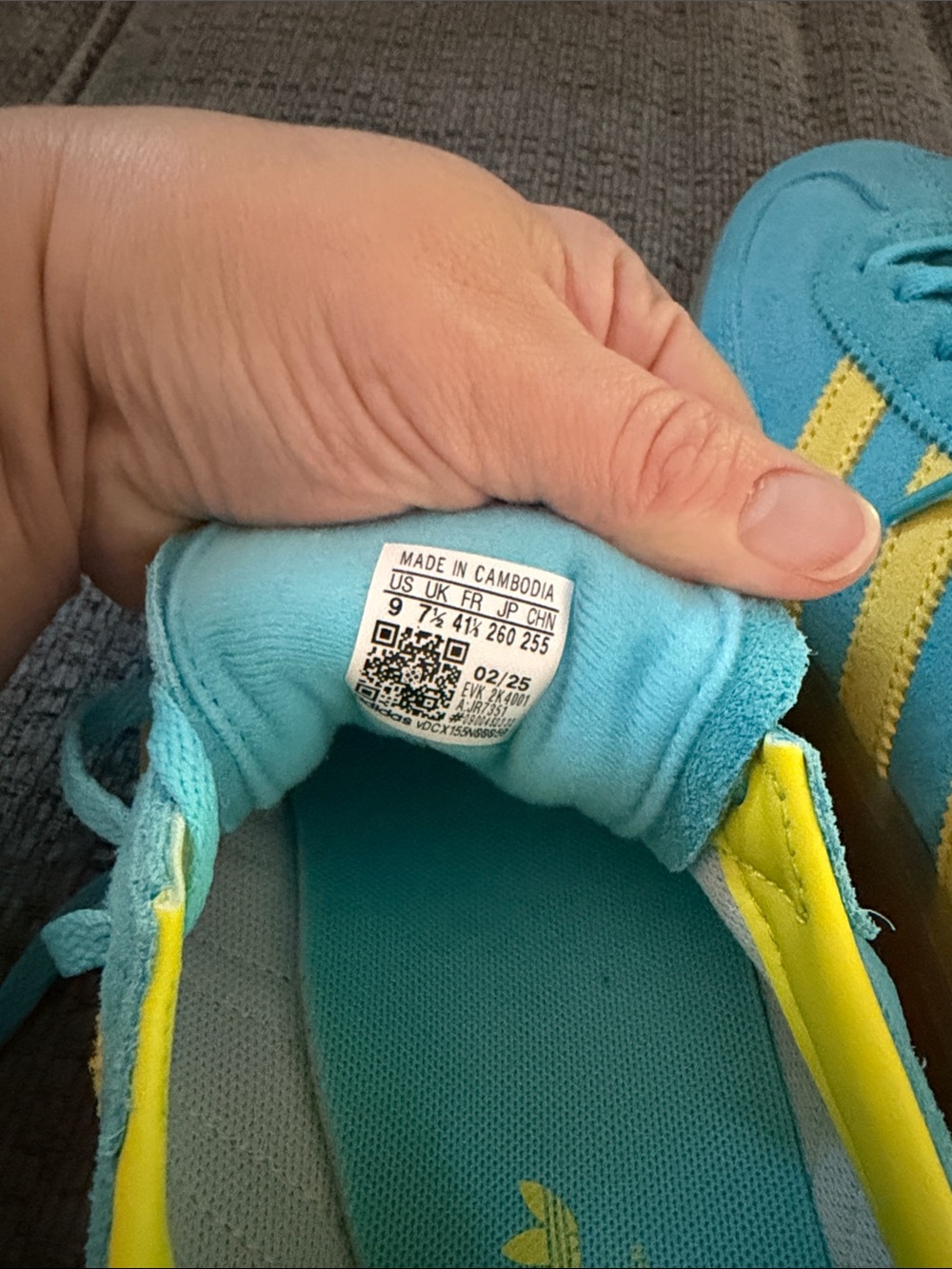 adidas Suede Sneakers in Teal and Yellow - Picture 4 of 6